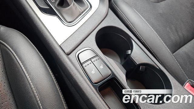 Kia Niro 2018 — photo 23