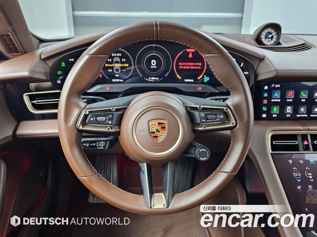 Porsche Taycan 2021 — photo 13