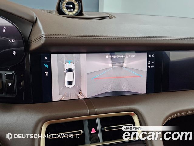 Porsche Taycan 2021 — photo 15
