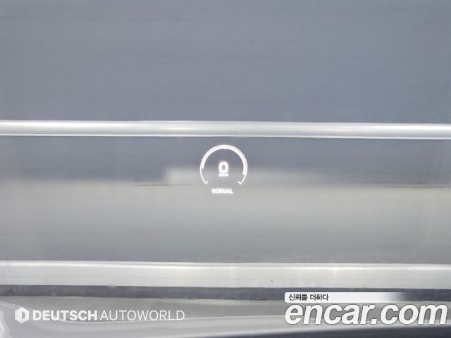 Porsche Taycan 2021 — photo 17