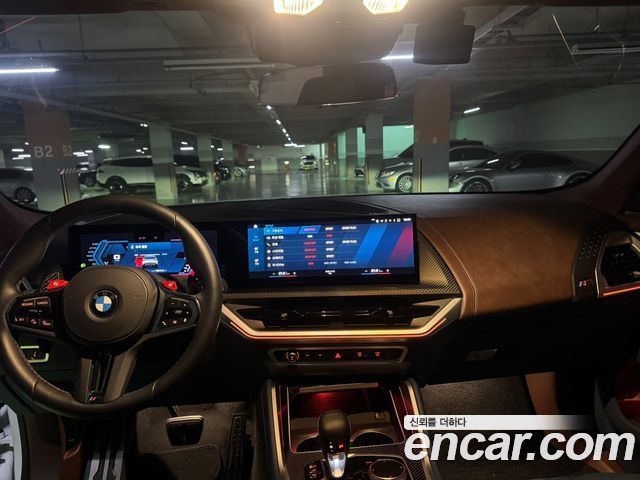 BMW XM 2023 — photo 4