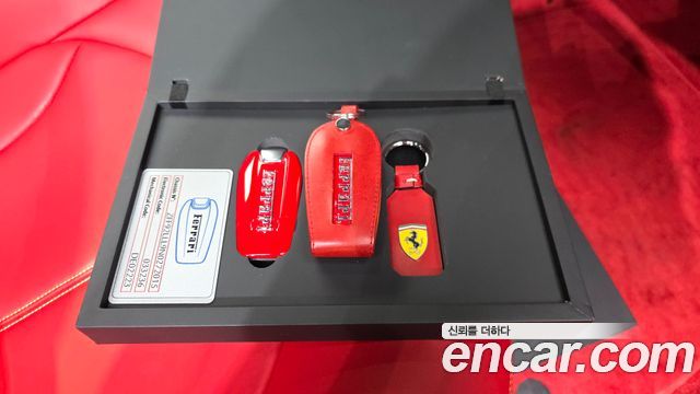 Ferrari F8 2022 — photo 23