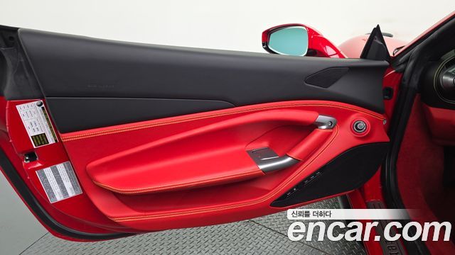 Ferrari F8 2022 — photo 14
