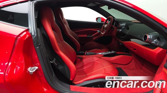 Ferrari F8 2022 — photo 16