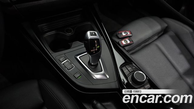 BMW 1-Series 2016 — photo 12