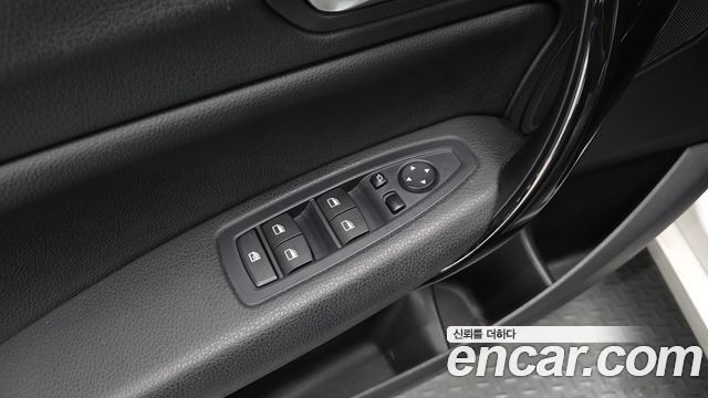 BMW 1-Series 2016 — photo 27