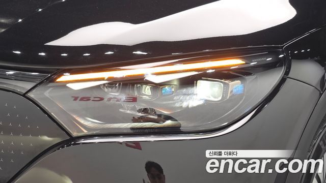 Mercedes-Benz EQE 2023 — photo 8