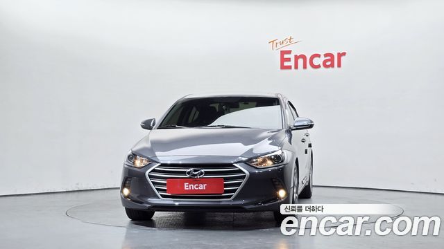 Hyundai AVANTE 2018 — photo 3