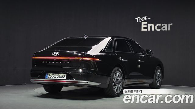 Hyundai Grandeur 2023 — photo 2