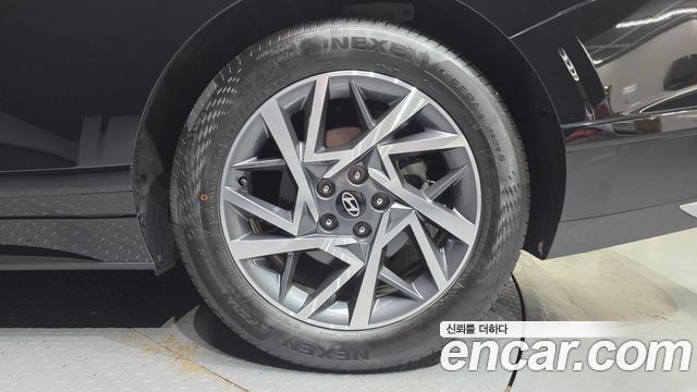 Hyundai Grandeur 2023 — photo 5