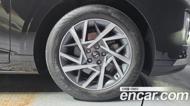 Hyundai Grandeur 2023 — photo 7