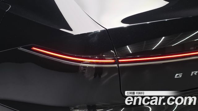 Hyundai Grandeur 2023 — photo 9
