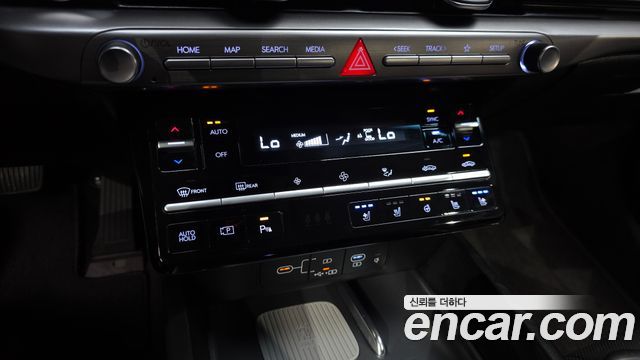 Hyundai Grandeur 2023 — photo 31
