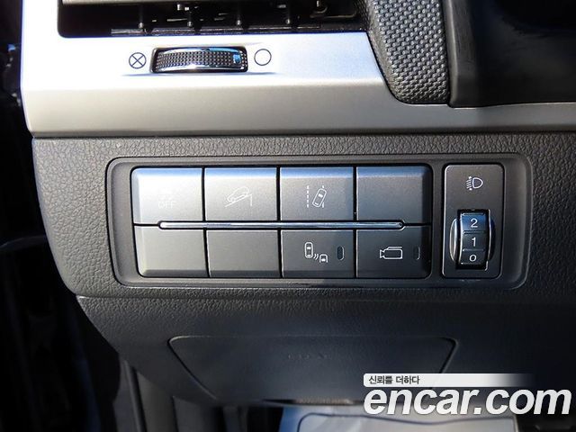 KG Mobility Rexton 2019 — photo 12