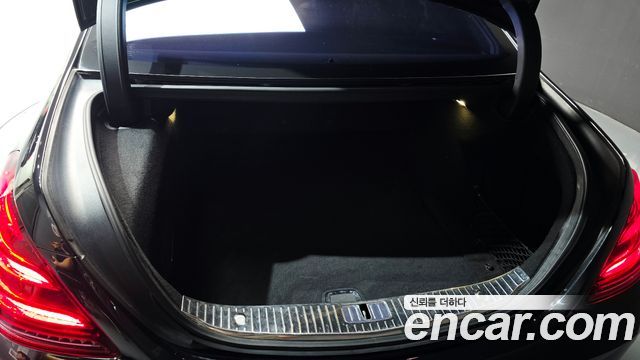 Mercedes-Benz S-Class 2018 — photo 19