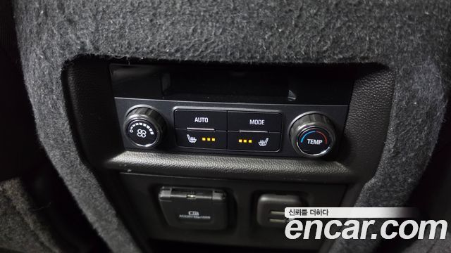 Chevrolet Korea Traverse 2020 — photo 18
