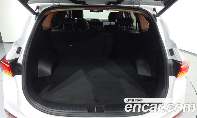 Hyundai Santafe 2020 — photo 25