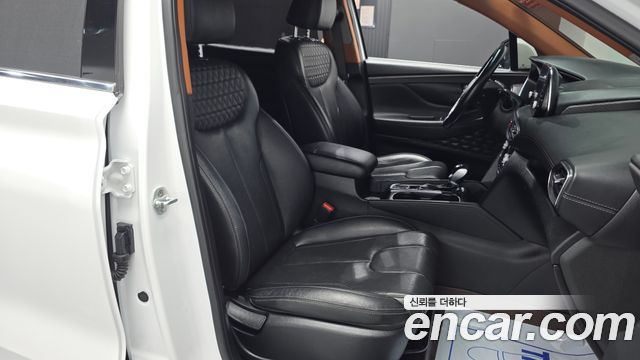 Hyundai Santafe 2020 — photo 16