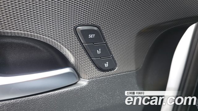 Hyundai Santafe 2020 — photo 31