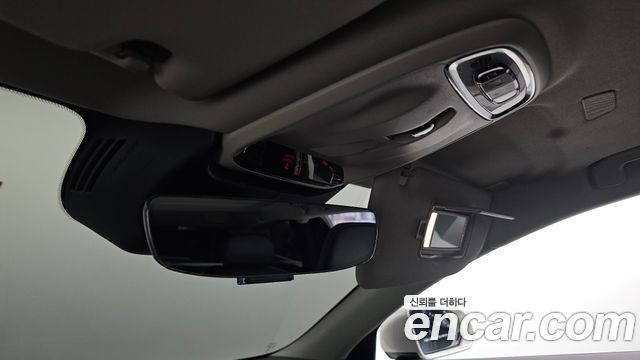 Volvo V60 2020 — photo 33