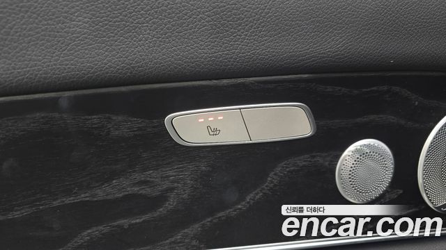 Mercedes-Benz E-Class 2018 — photo 20