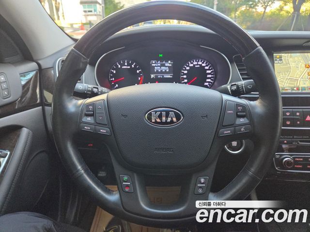 Kia K7 2013 — photo 14