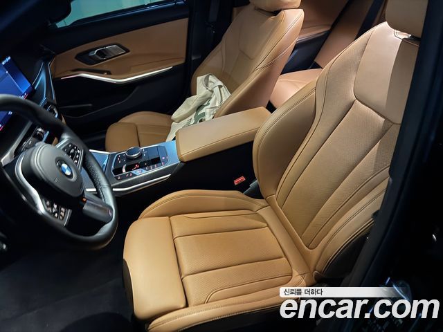 BMW 3-Series 2023 — photo 5
