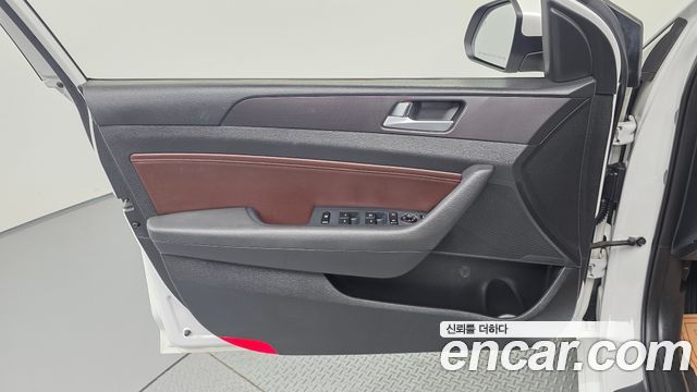 Hyundai Sonata 2017 — photo 14
