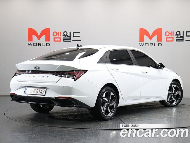 Hyundai AVANTE 2021 — photo 3