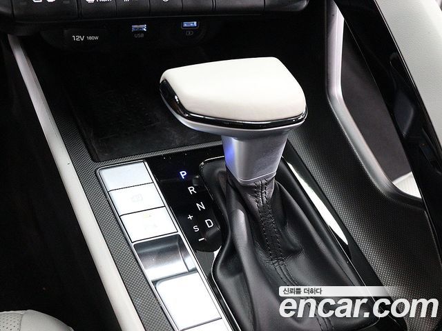 Hyundai AVANTE 2021 — photo 9