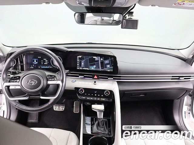 Hyundai AVANTE 2021 — photo 11