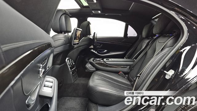 Mercedes-Benz S-Class 2015 — photo 17