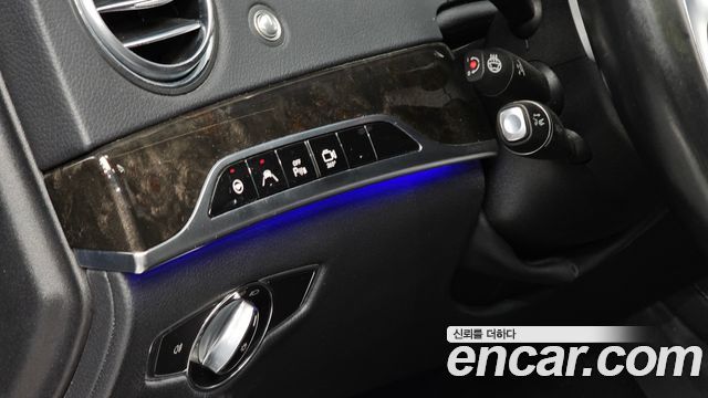 Mercedes-Benz S-Class 2015 — photo 19