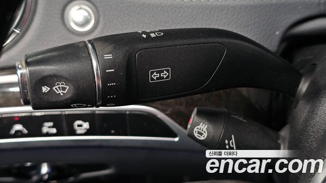 Mercedes-Benz S-Class 2015 — photo 28