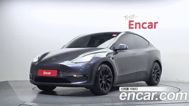 Tesla Model Y 2021 — photo 1