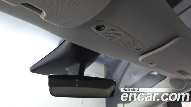Tesla Model Y 2021 — photo 31