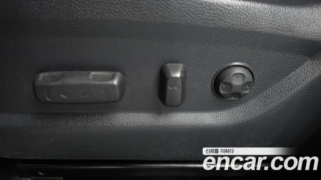 Hyundai Santafe 2015 — photo 16