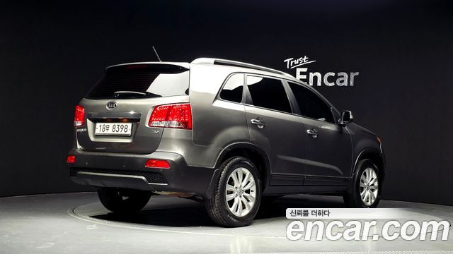 Kia Sorento 2011 — photo 2