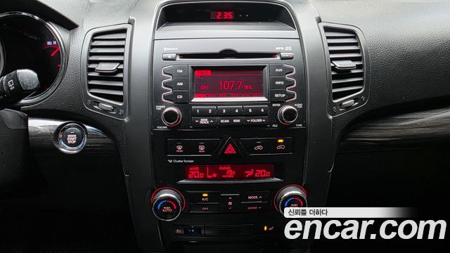 Kia Sorento 2011 — photo 14