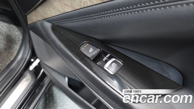 Kia K8 2022 — photo 19