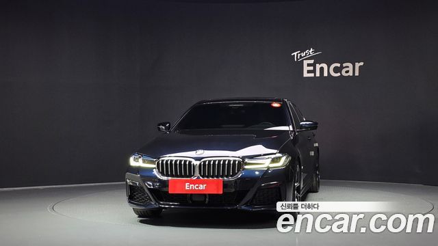BMW 5-Series 2023 — photo 3