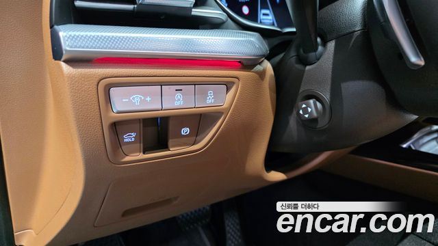 Genesis G80 2023 — photo 18