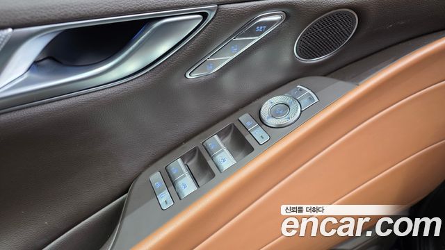 Genesis G80 2023 — photo 32