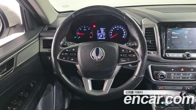 KG Mobility Rexton 2018 — photo 13