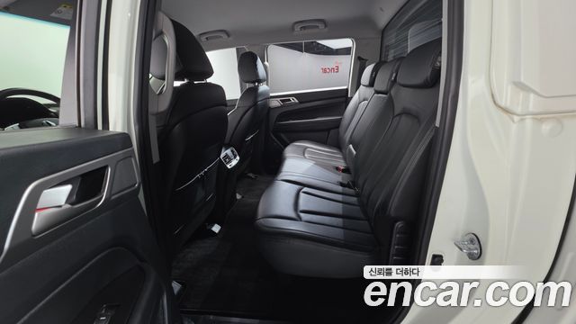 KG Mobility Rexton 2018 — photo 18