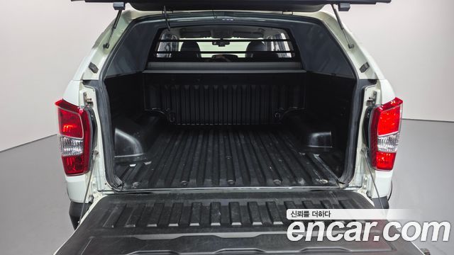 KG Mobility Rexton 2018 — photo 20