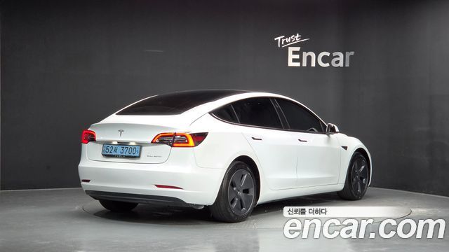 Tesla Model 3 2021 — photo 2
