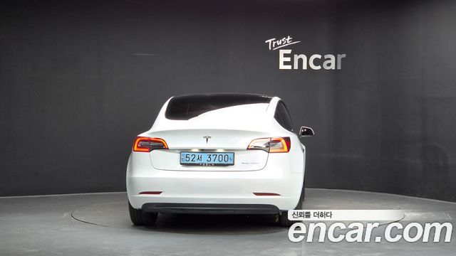 Tesla Model 3 2021 — photo 4