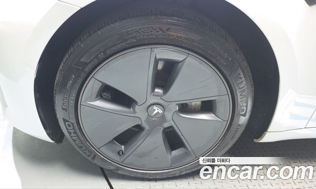 Tesla Model 3 2021 — photo 5