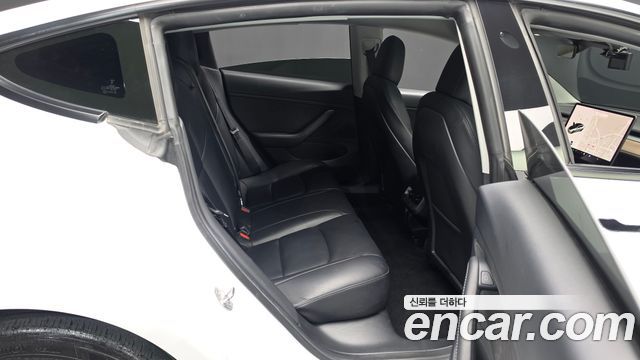 Tesla Model 3 2021 — photo 17